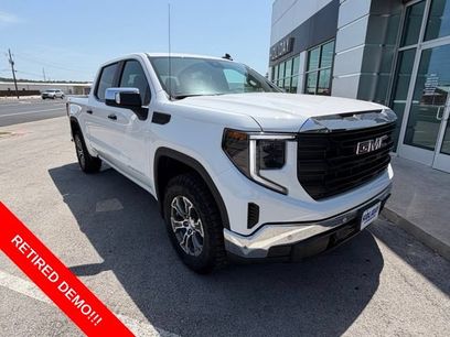 New 2026 GMC Sierra 1500 Pro w/ Pro Value Package