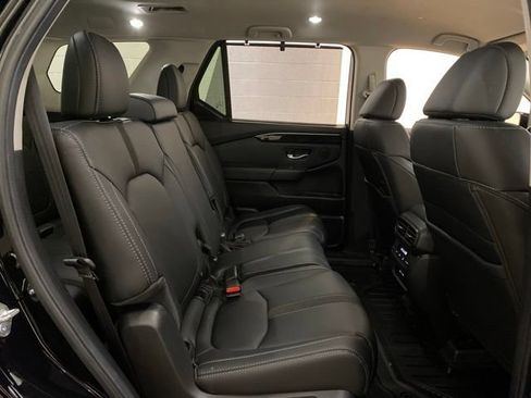 Used 2025 Honda Pilot EX-L image 24