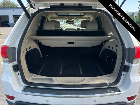 Used 2015 Jeep Grand Cherokee Limited w/ Luxury Group II image 18