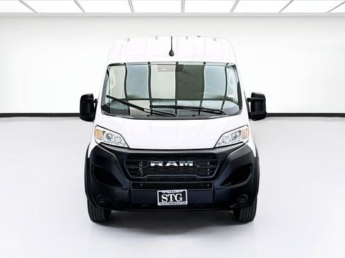 Used 2023 RAM ProMaster 3500 FWD image 2