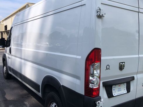 Used 2021 RAM ProMaster 2500 FWD image 4