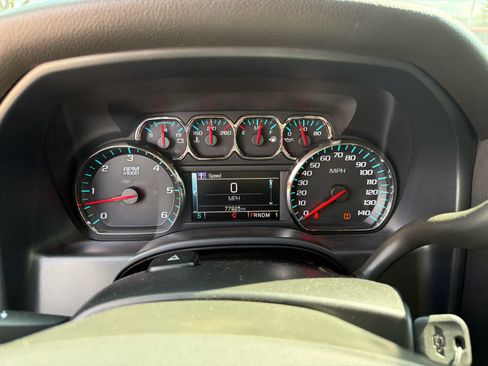 Used 2016 Chevrolet Silverado 2500 LT AWD/4WD image 8