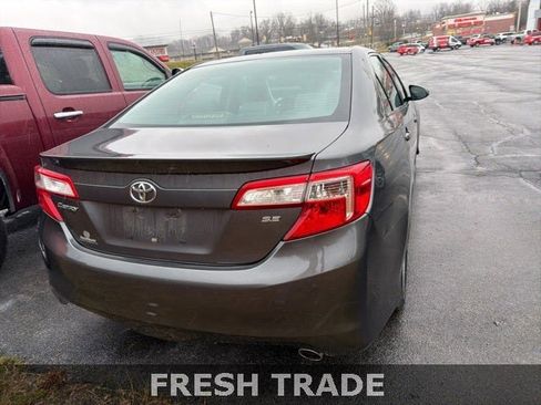 Used 2013 Toyota Camry SE image 9