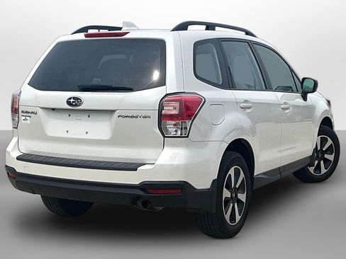 Used 2018 Subaru Forester 2.5i w/ Protection Package #1 AWD/4WD image 11