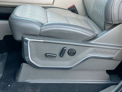 New 2026 Ford F450 Platinum w/ Platinum Plus Package image 14