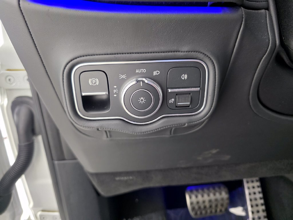 Certified 2025 Mercedes-Benz G 580 w/ EQ Technology image 28
