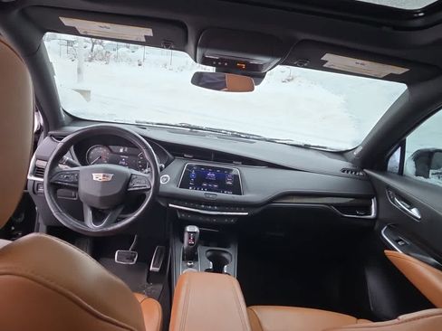 Used 2019 Cadillac XT4 Sport image 7