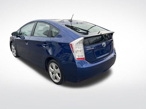 Used 2010 Toyota Prius Five image 3
