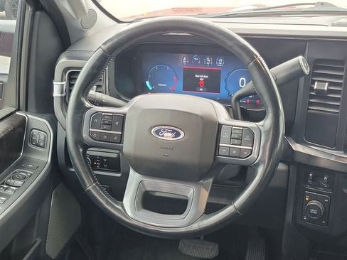 Used 2023 Ford F250 Lariat w/ Sport Appearance Package AWD/4WD image 27