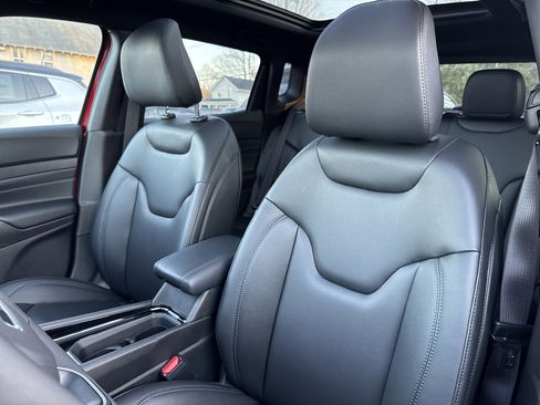 New 2026 Jeep Compass Limited w/ Sun, Sound & Navigation Group image 10