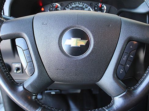 Used 2021 Chevrolet Express 2500 w/ Driver Convenience Package image 23