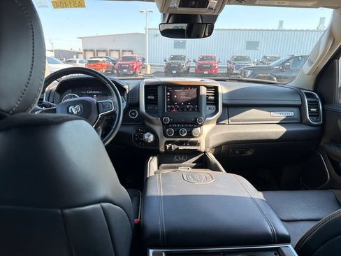 Used 2022 RAM 1500 Laramie AWD/4WD image 15