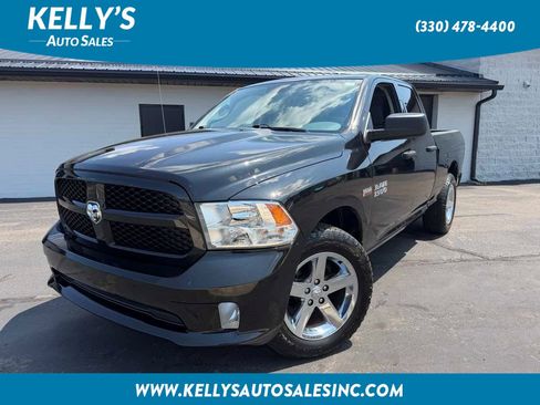 Used 2018 RAM 1500 Express w/ Express Value Package AWD/4WD image 1