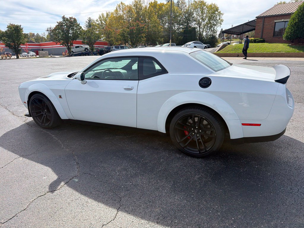 Used 2022 Dodge Challenger R/T Scat Pack RWD image 9