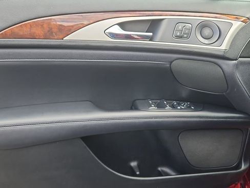 Used 2019 Lincoln MKZ Reserve w/ Reserve Plus Package AWD/4WD image 12