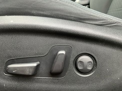 Used 2020 Kia Sorento LX w/ LX I4 Convenience Package image 23