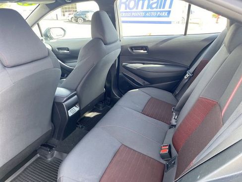 Used 2024 Toyota Corolla SE w/ SE Premium Package image 16