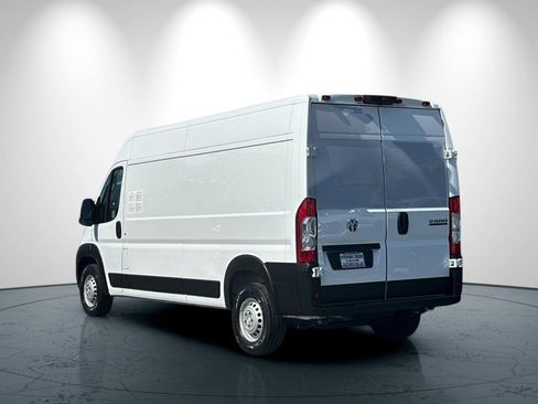 Used 2026 RAM ProMaster 2500 w/ Convenience Group FWD image 6