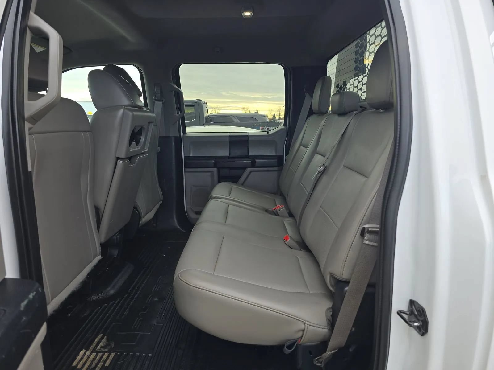 Used 2019 Ford F450 XL w/ Power Equipment Group AWD/4WD image 16