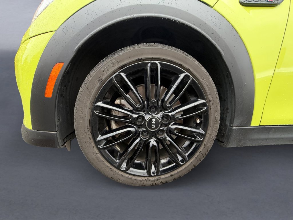 Used 2023 MINI Cooper S w/ Signature Upholstery Package FWD image 11