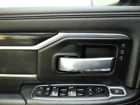 Used 2022 RAM 3500 Laramie w/ Night Edition image 46