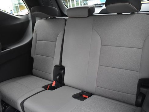 New 2026 Chevrolet Traverse LT w/ Midnight/Sport Edition FWD image 16