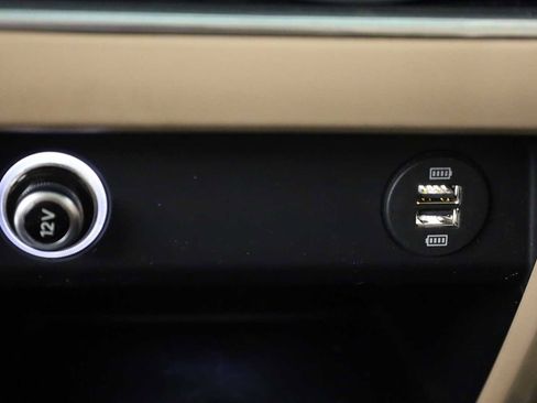 Used 2019 Porsche Cayenne image 35