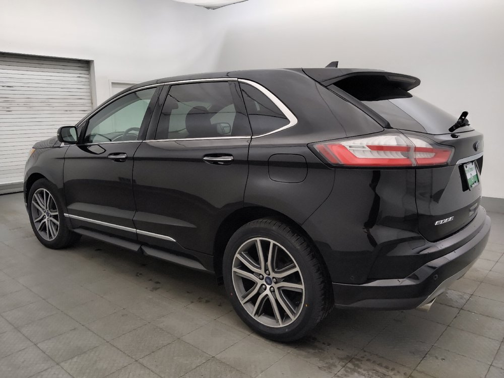 Used 2019 Ford Edge Titanium w/ Equipment Group 301A AWD/4WD image 3