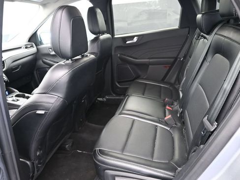Used 2024 Ford Escape Platinum AWD/4WD image 16