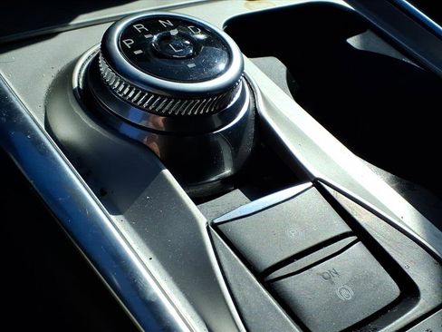 Used 2023 Ford Explorer XLT w/ Equipment Group 202A image 15