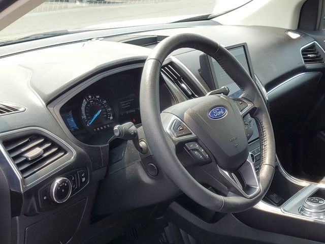 Used 2024 Ford Edge Titanium w/ Equipment Group 301A AWD/4WD image 12
