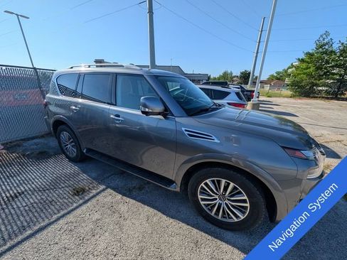 Used 2024 Nissan Armada SL AWD/4WD image 4