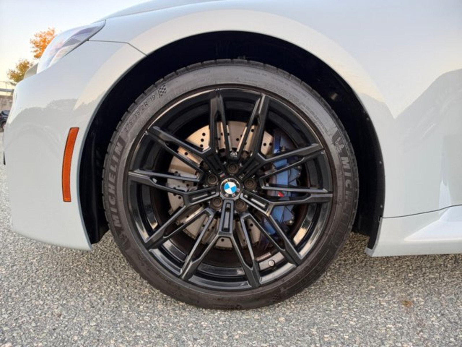 Used 2023 BMW M2 w/ Lighting Package RWD image 10