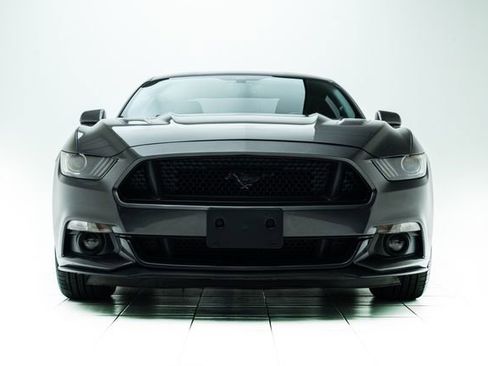 Used 2017 Ford Mustang GT image 6