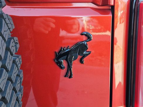 Used 2022 Ford Bronco Wildtrak image 28