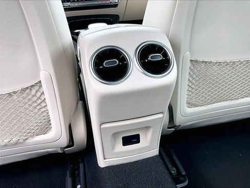 Used 2022 Mercedes-Benz CLA 250 image 22
