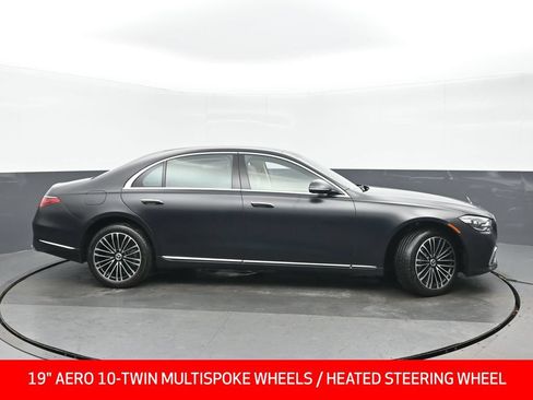 Used 2023 Mercedes-Benz S 580 4MATIC Sedan image 2