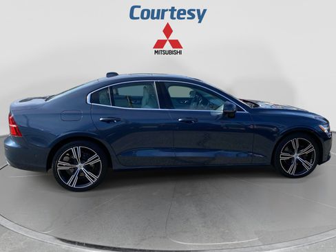 Used 2020 Volvo S60 T5 Inscription FWD image 6