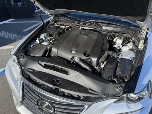 Used 2014 Lexus IS 250 image 17