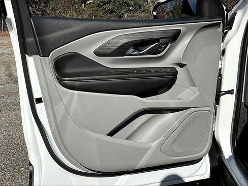 Certified 2020 GMC Terrain SLT image 18