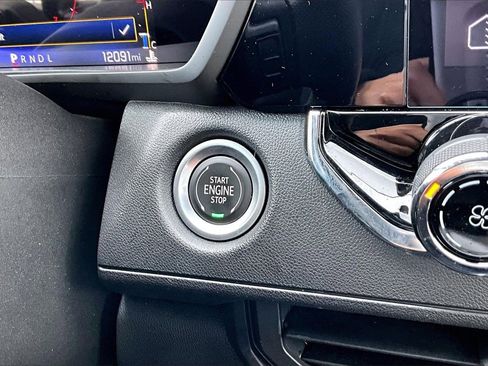 Used 2023 Chevrolet Colorado Trail Boss w/ Technology Package image 26