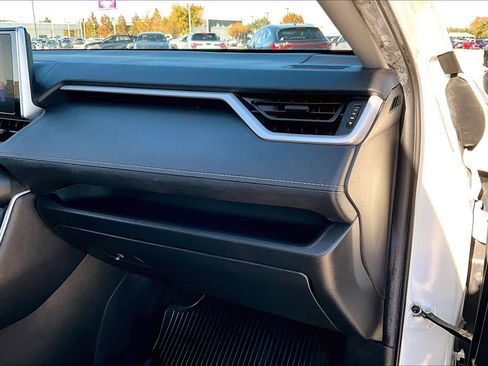 Used 2023 Toyota RAV4 LE image 17