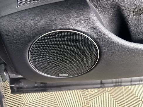 Used 2022 Genesis GV70 2.5T w/ Select Package image 30