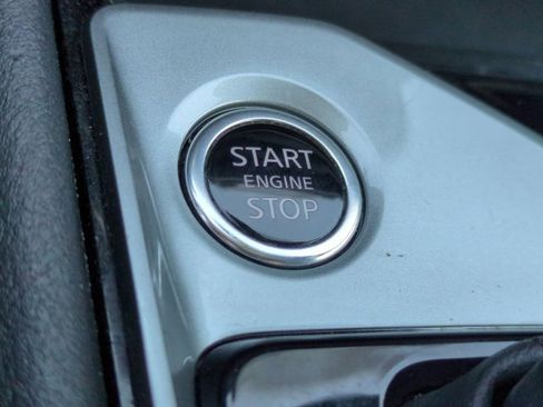 Used 2024 Nissan Altima 2.5 SV image 25