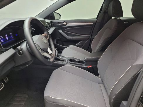 Used 2025 Volkswagen Jetta Sport FWD image 17