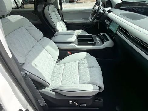 New 2027 Lincoln Navigator L Black Label AWD/4WD image 15