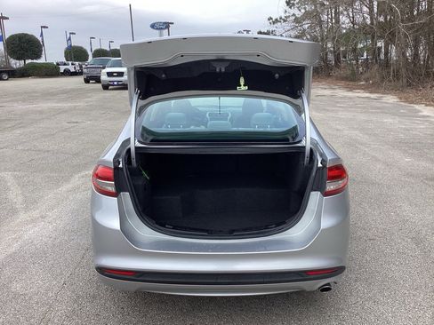 Used 2018 Ford Fusion S image 9