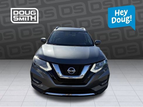 Used 2017 Nissan Rogue SV image 7