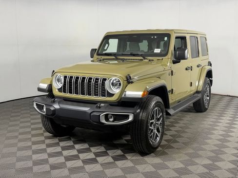 Certified 2026 Jeep Wrangler Unlimited Sahara AWD/4WD image 9