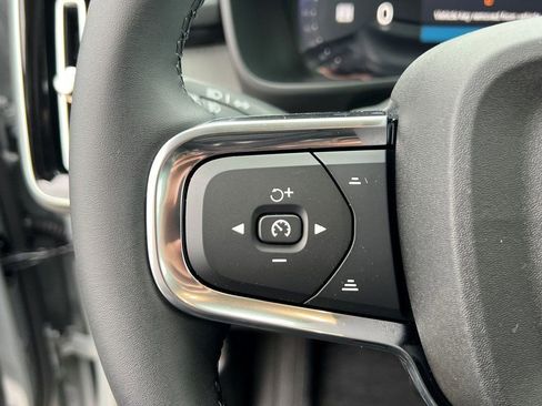 New 2026 Volvo XC40 B5 Ultra w/ Protection Package Premier image 19